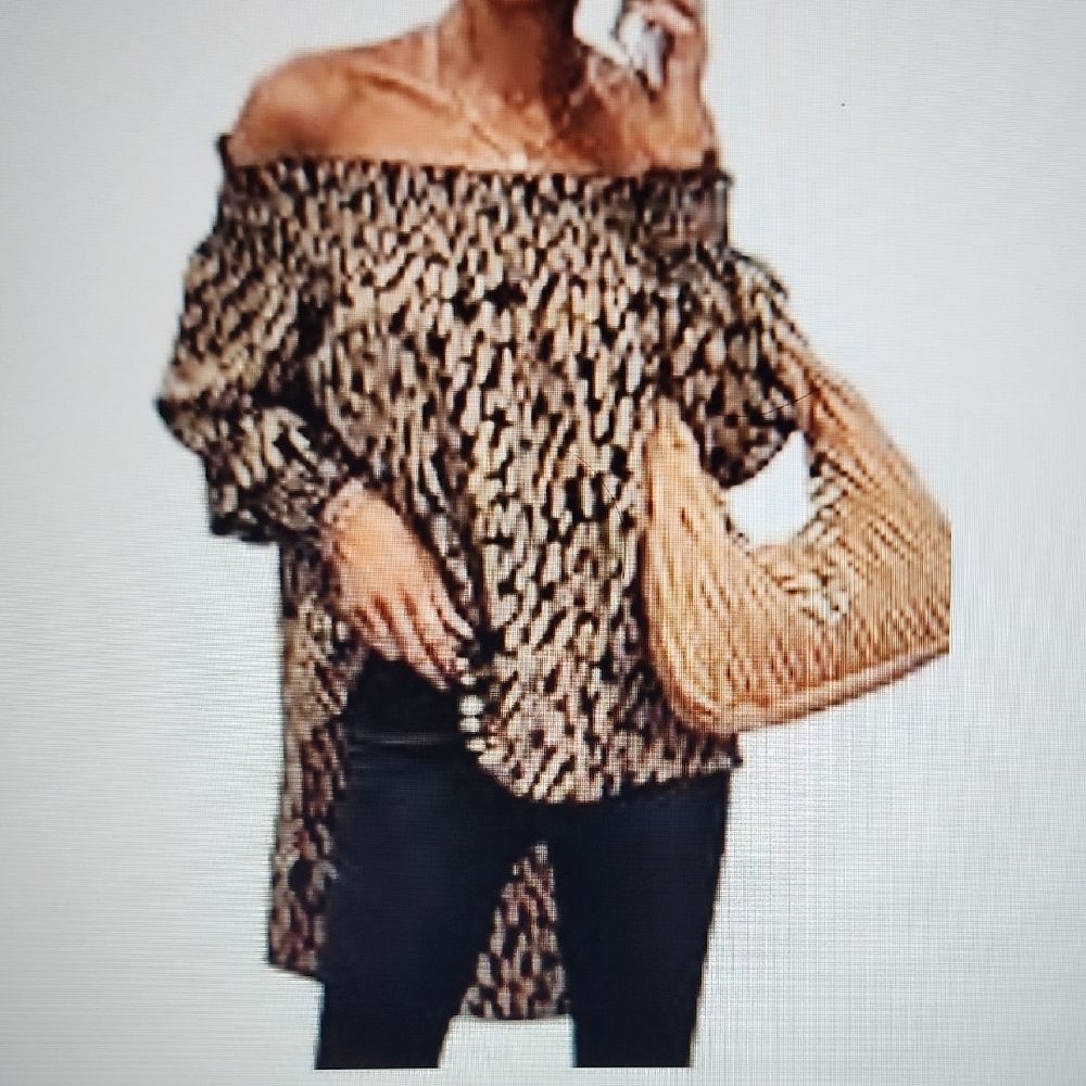 Print Off-Shoulder Blouse